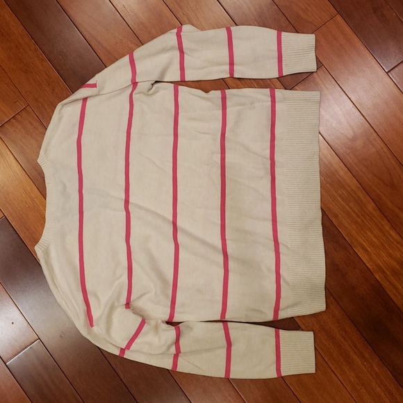 LOFT Cream with Pink stripe sweater.  Cropped style, V neck. Women's Medium - Picture 9 of 9